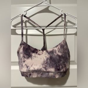 Lululemon Flow Y Nulu Bra Light Support, A-C Cups in size 6